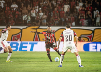 Vitória recebe o Bahia de Feira pela 8ª rodada do Baianão nesta quarta-feira (18)