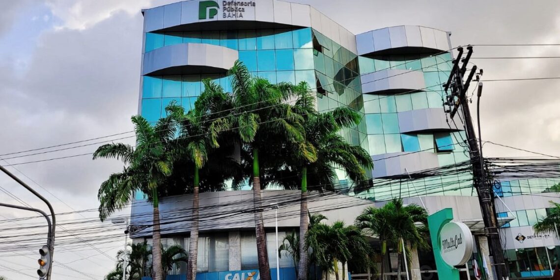 Defensoria Pública da Bahia abre concurso com 25 vagas e salário inicial de R$ 29,4 mil