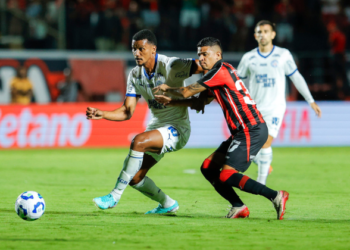Bahia e Vitória decidem título do Campeonato Baiano em clássico na Fonte Nova