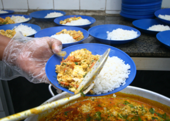 Insegurança alimentar cai a menor patamar da história entre mulheres negras