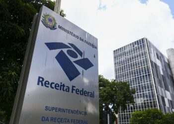 Receita Federal desmente fake news sobre fiscalização de Pix