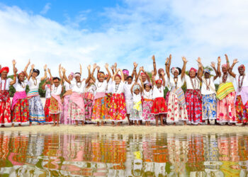 Bienal do Livro Bahia: autores do Coletivo Compiladas participam das atividades do feriadão