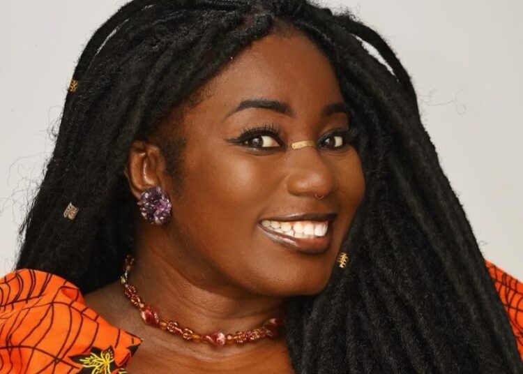 Bienal do Livro da Bahia recebe pré-lançamento de “Amor Preto”, novo livro de Carla Akotirene, com anúncio inédito da capa