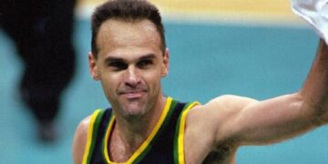 Morre Oscar Schmidt, maior lenda do basquete brasileiro, aos 68 anos