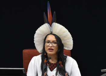 Advogada indígena Samara Pataxó defende “aldear direitos” como estratégia de justiça e protagonismo
