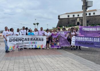 “A gente sai da invisibilidade”: a luta de pessoas com fibromialgia por reconhecimento, direitos e assistência na Bahia