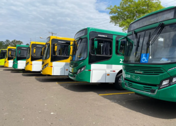 Rodoviários e empresários encerram reunião sem acordo e ameaça de greve em Salvador é mantida