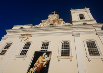 Salvador inaugura Caminho de Santo Antônio com peregrinação entre igrejas históricas
