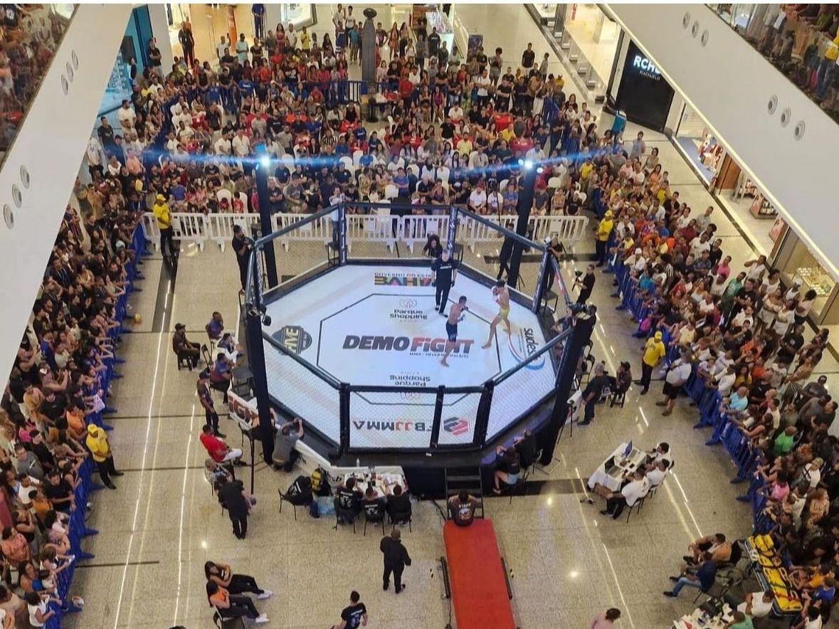 Shopping vira arena de MMA e recebe evento gratuito neste fim de semana em Lauro de Freitas